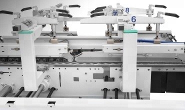 カートン箱のための4&6ポイント高速の冷たい折りたたみそしてつく機械