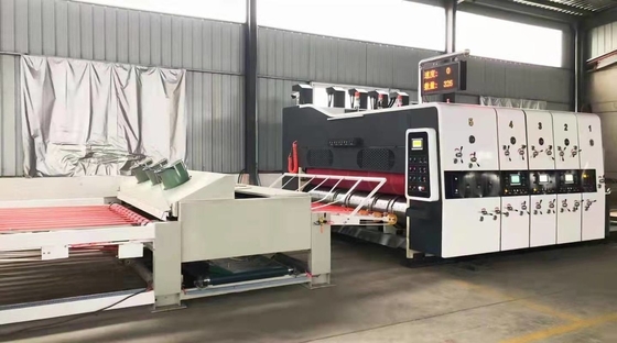 Longway 2色のFlexoのカートンの印字機2500mmの大きいローラーの細長い穴がつくこと