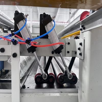 180m/min ダブルフェーサー段ボール生産ライン、空気圧加圧板および2個の比例弁付き