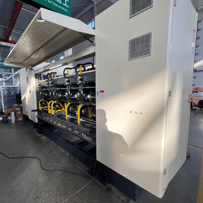 自動調整モードを特徴とする、生産向けの3種類のスコアラーモード段ボール薄刃スリッター・スコアラーマシン