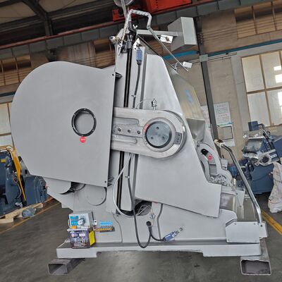 電動電源による手動段ボールダイカットマシン、高性能と正確なパッケージングカットを提供