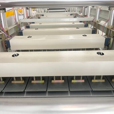 波紋紙の生産ラインのためのダブルフェイスプレスプレス